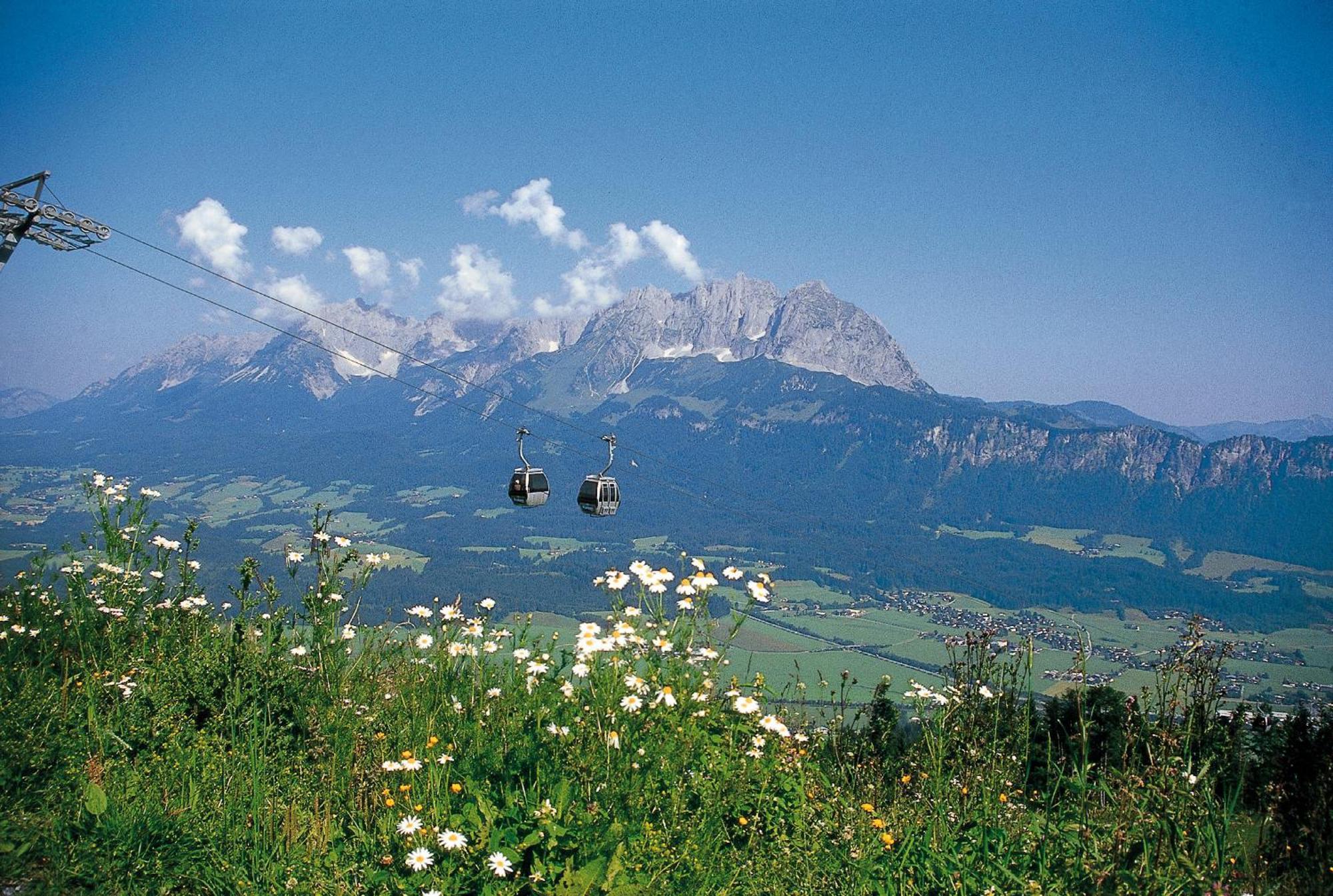 Hotel Fischer Sankt Johann in Tirol Bagian luar foto