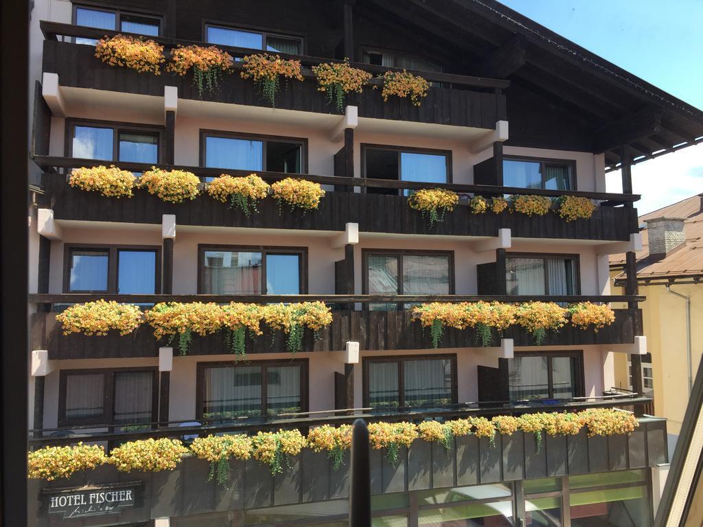 Hotel Fischer Sankt Johann in Tirol Bagian luar foto